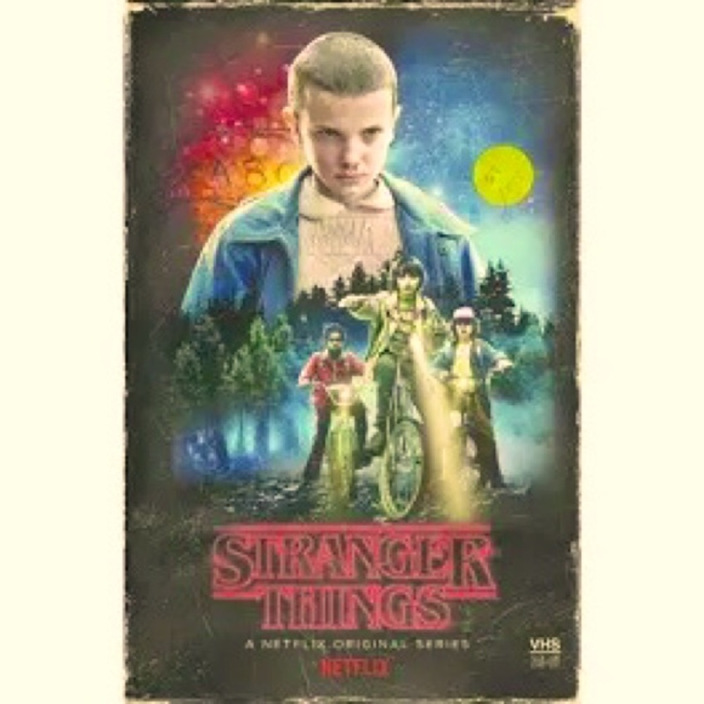 Stranger Things Season 1 Collector's Edition Exclusive (Blu-ray + DVD)
